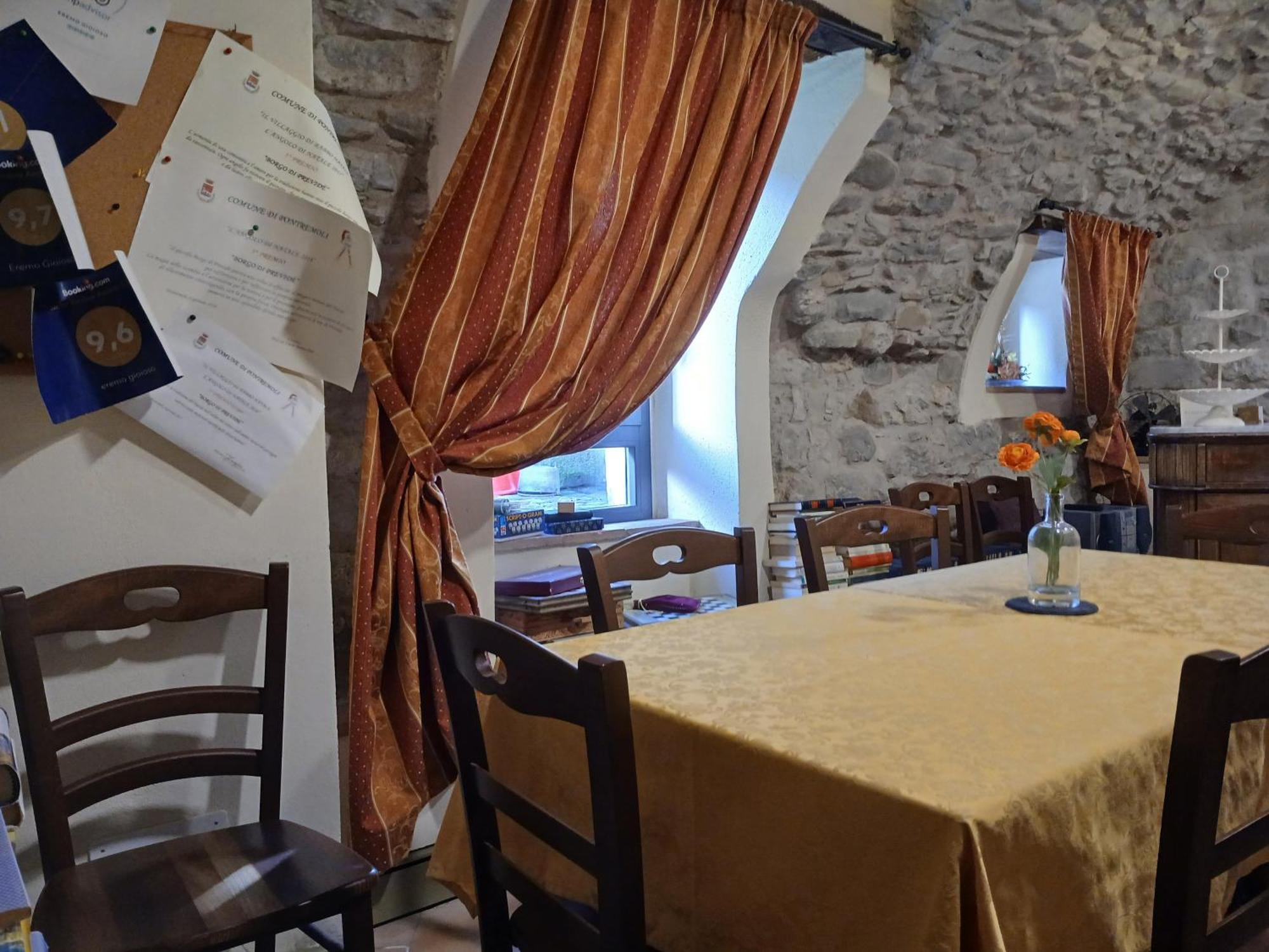 Eremo Gioioso Villa Pontremoli Buitenkant foto